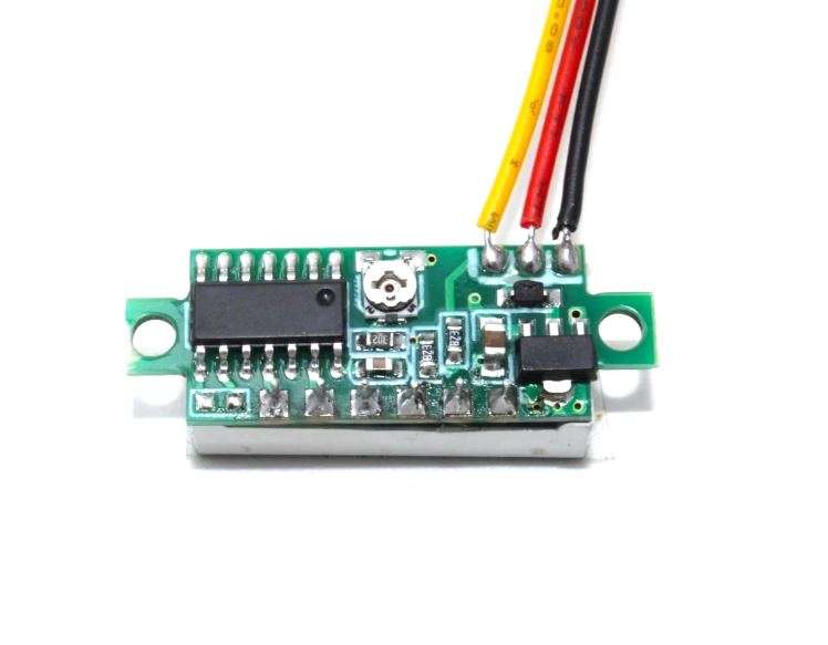 0.28inch 0-100V Three Wire DC Voltmeter Red LED